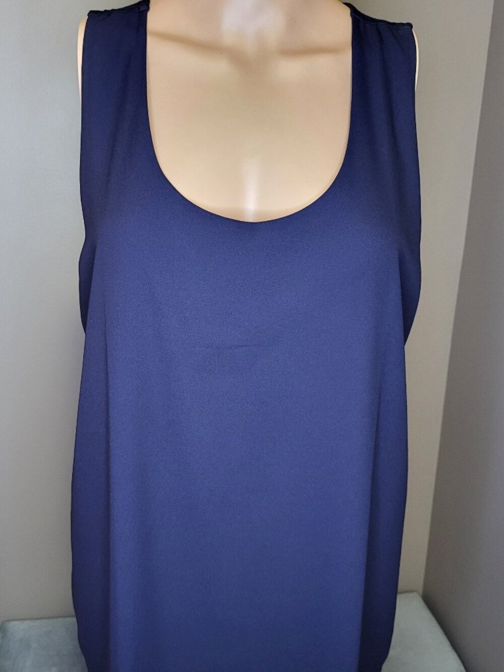 Ann Taylor Navy Sleeveless Scoop Neck Blouse Tank Top Women's Large L Career